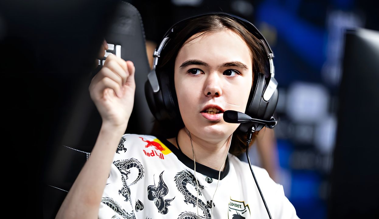 他在硬地大 他在硬地大