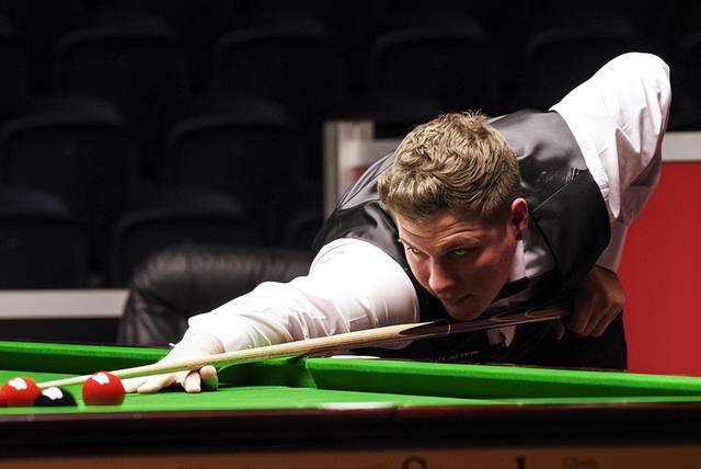 以稳定控距 以稳定控距