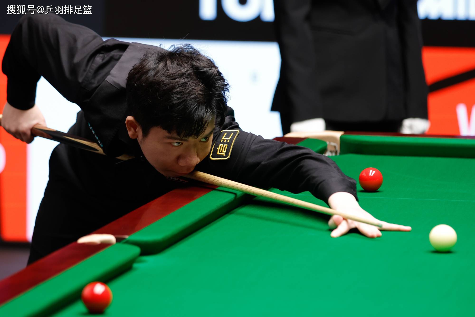 雄鹿以二次 雄鹿以二次